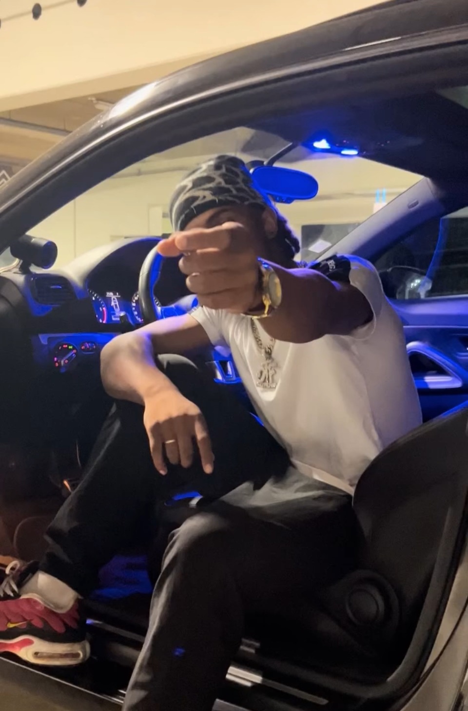 Profil de Abdel-malik, 20 ans, Drague gay à Iseo