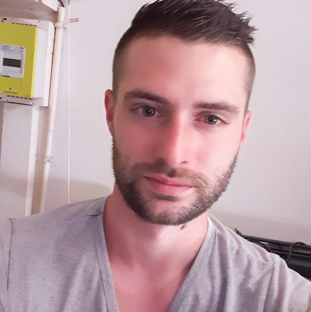 Profil de Gustavo, 32 ans, Drague gay à Selzach