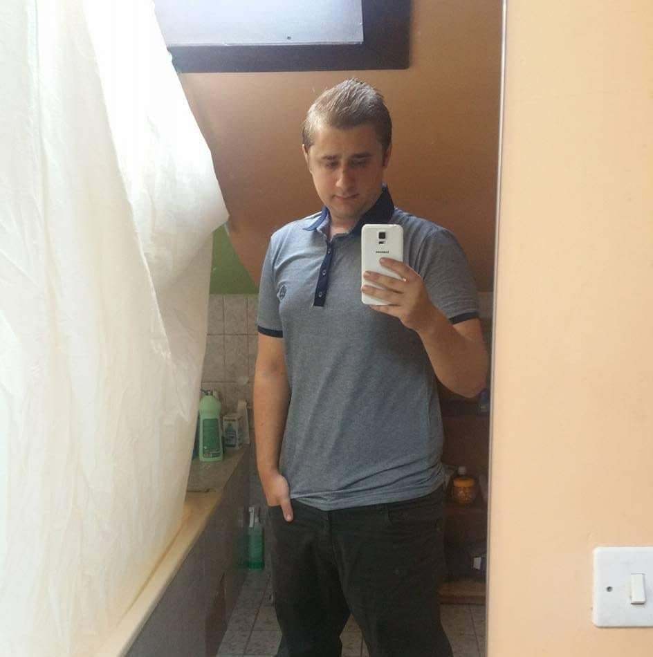 Profil de Adolphe, 32 ans, Drague gay à Hettlingen