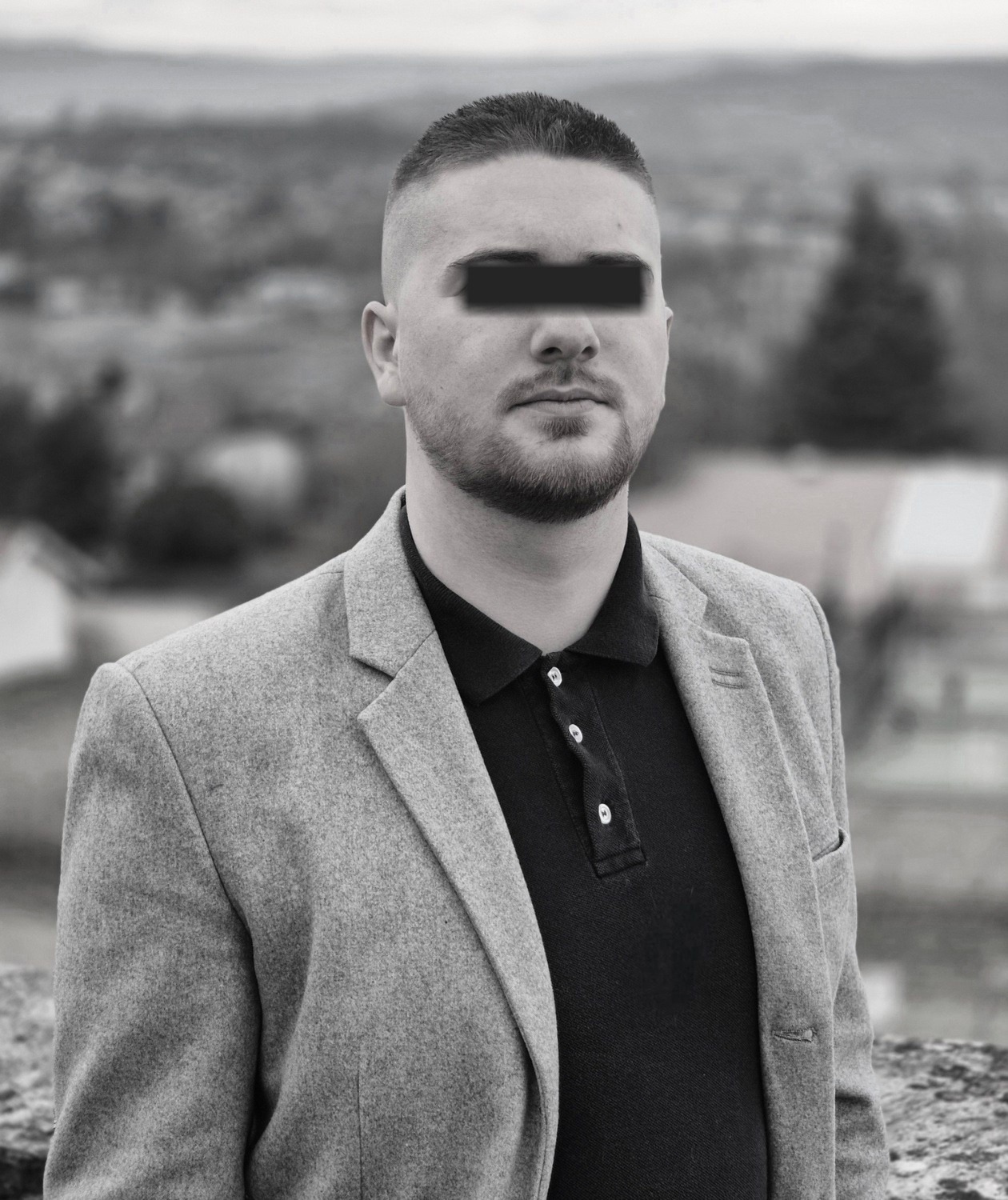 Profil de Djayson, 25 ans, Drague gay à Ghirone