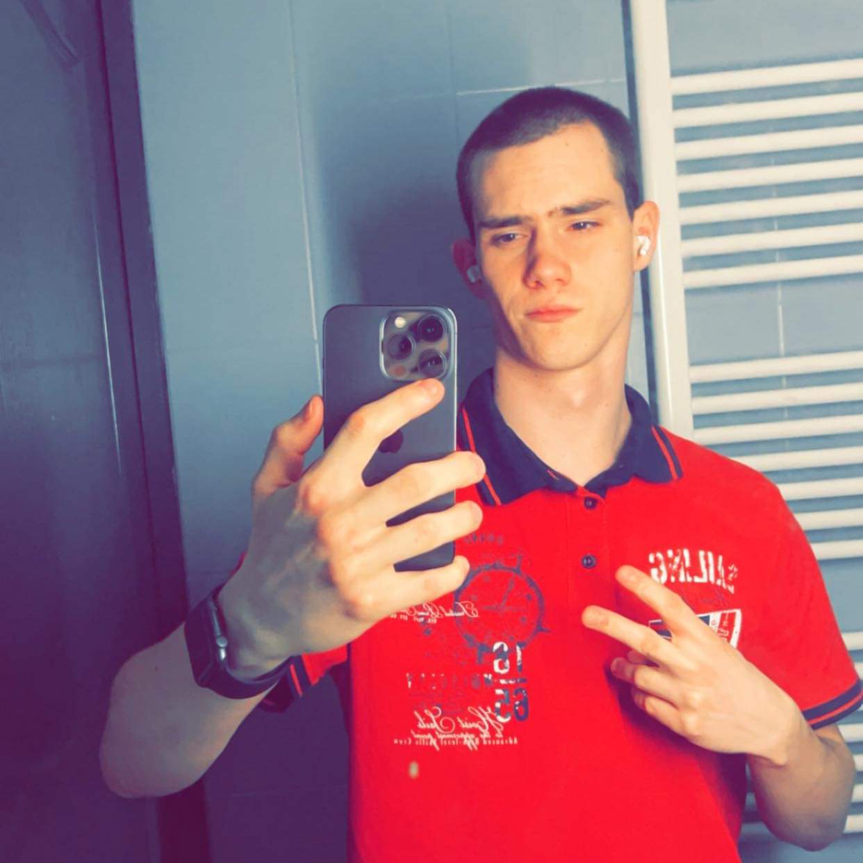 Profil de Maelo, 21 ans, Drague gay à Geiss