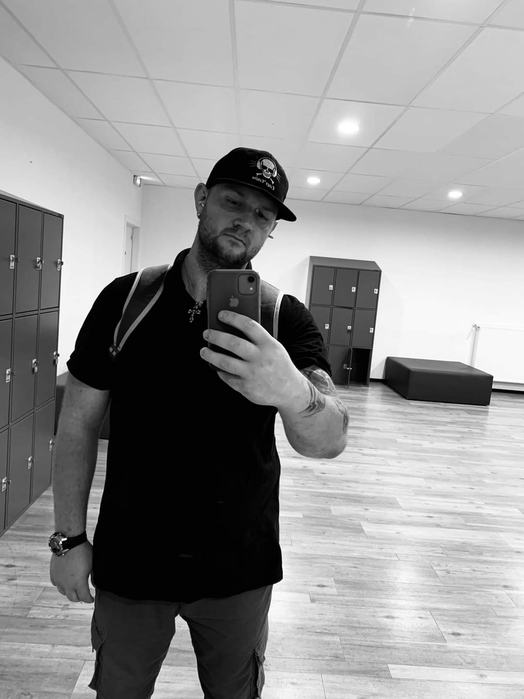 Profil de Louis-nicolas, 32 ans, Drague gay à Gampelen