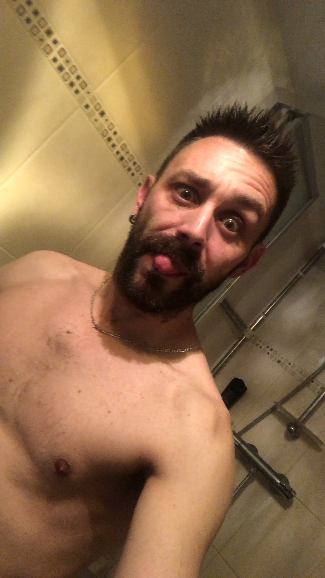 Profil de Yacoub, 41 ans, Drague gay à Eggerberg
