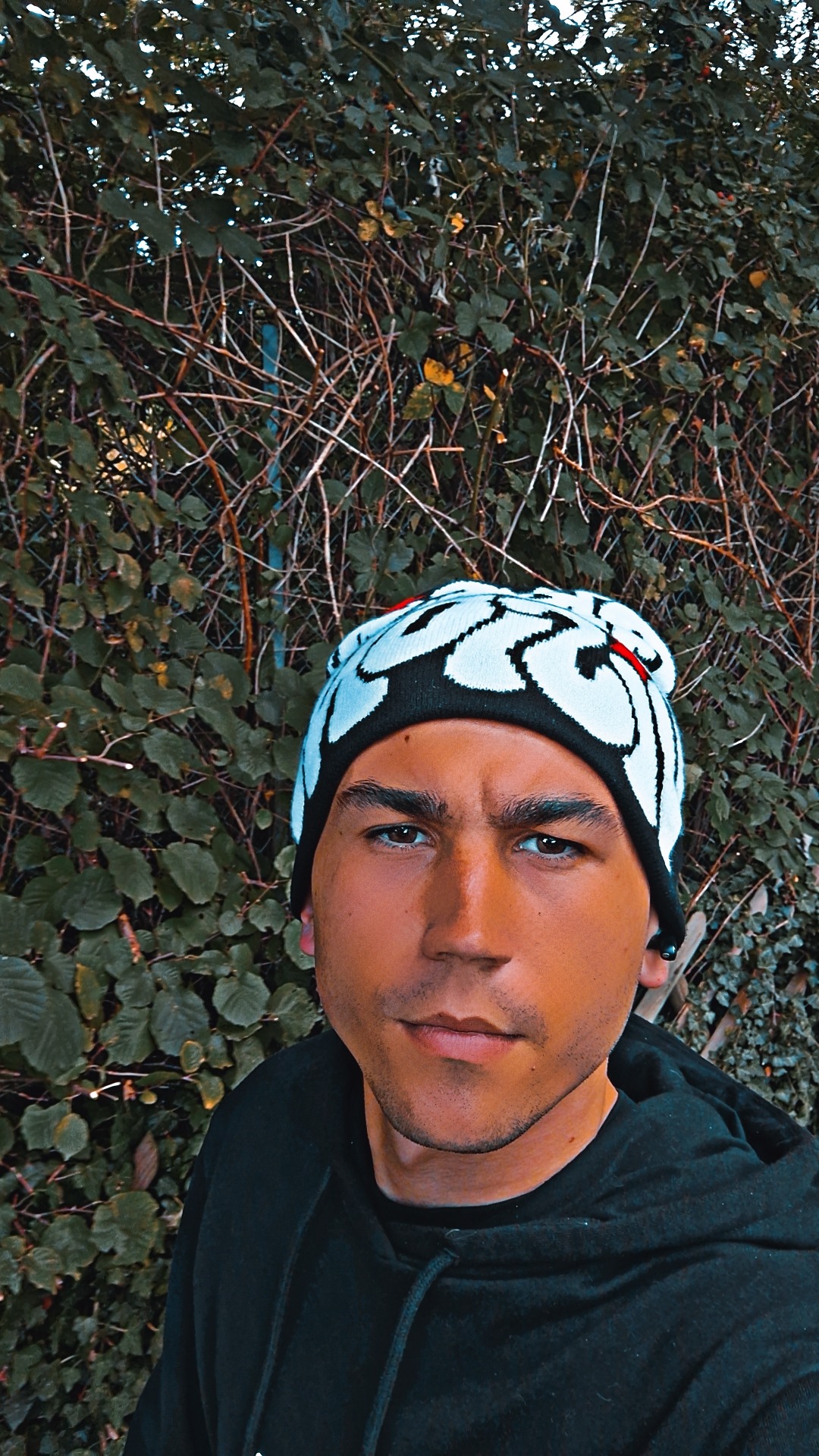 Profil de Rafi, 20 ans, Drague gay à Etoy