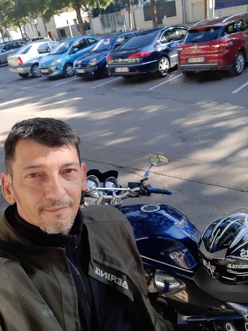 Profil de Jimmi, 37 ans, Drague gay à Langenthal