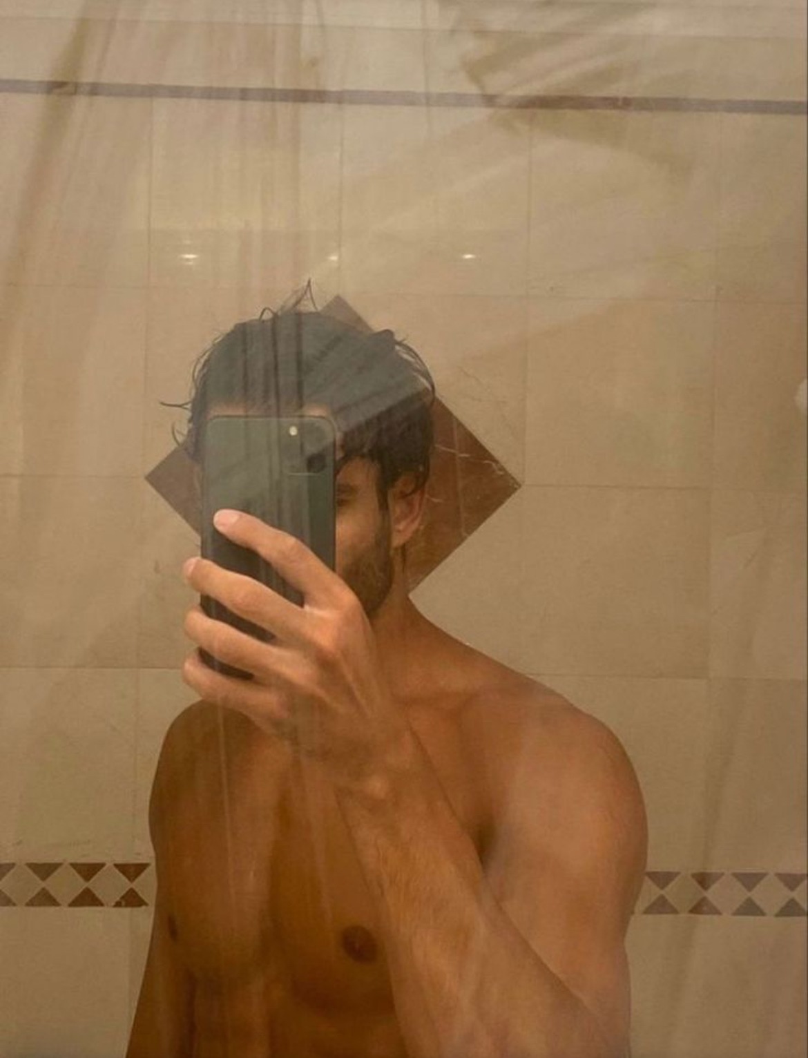 Profil de Enrique, 25 ans, Drague gay à Fürstenaubruck