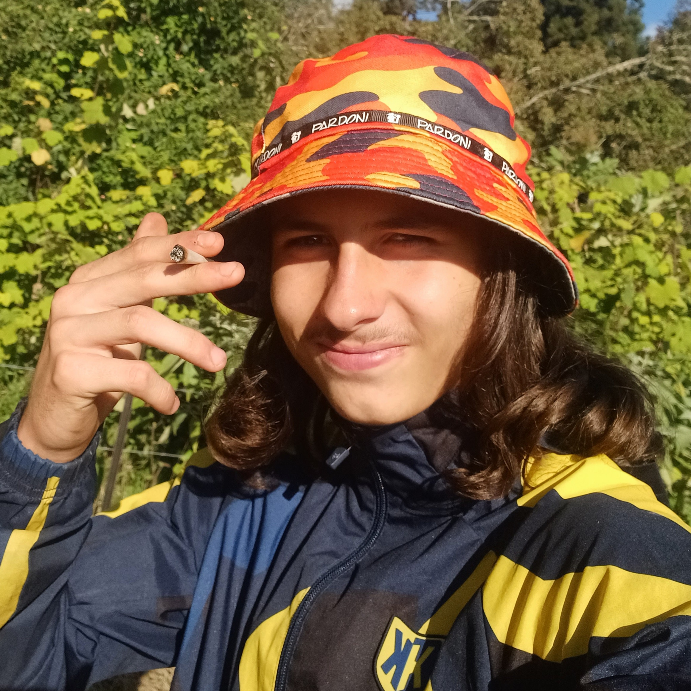 Profil de Nicolae, 19 ans, Drague gay à Rorschach