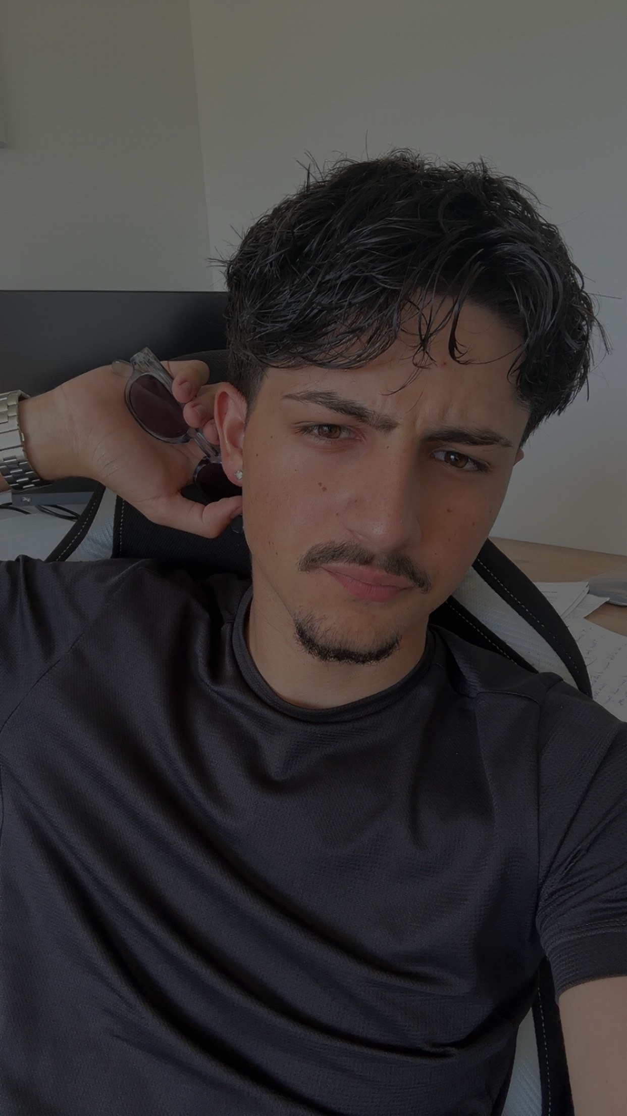 Profil de Johel, 19 ans, Drague gay à Amsteg