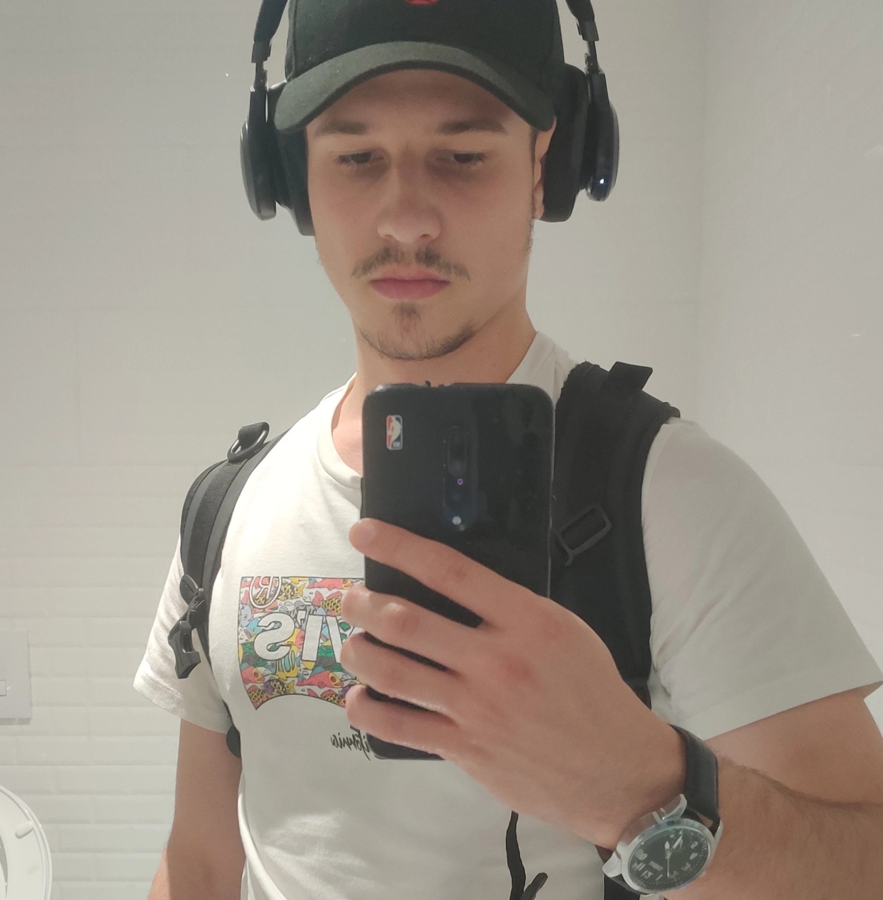 Profil de Travis, 21 ans, Drague gay à Lieffrens