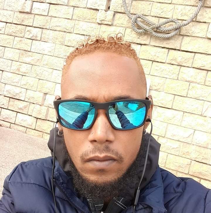 Profil de Mauricio, 32 ans, Drague gay à Cheiry