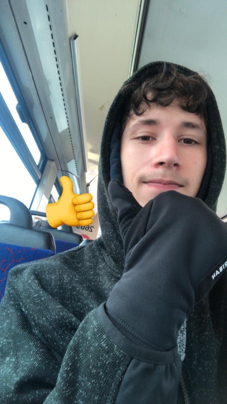 Profil de Jounaid, 18 ans, Drague gay à Mies