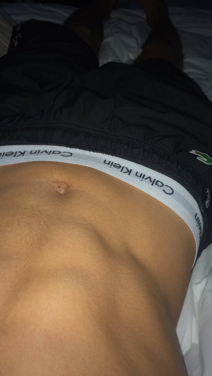 Profil de Aleks, 23 ans, Drague gay à Steinen