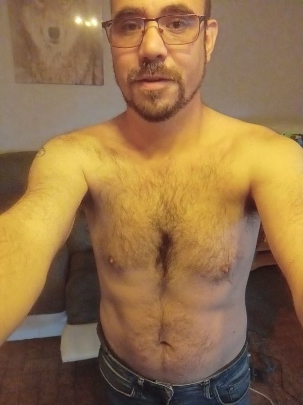 Profil de Samad, 39 ans, Drague gay à Biberstein