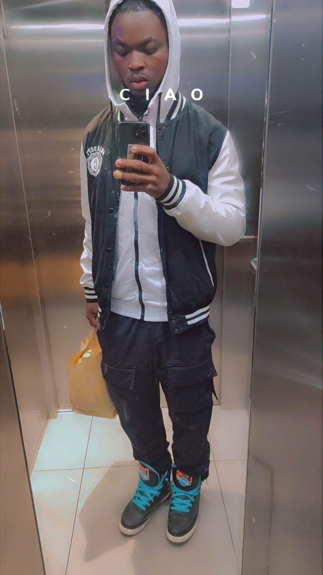 Profil de Tian, 24 ans, Drague gay à Brienz BE