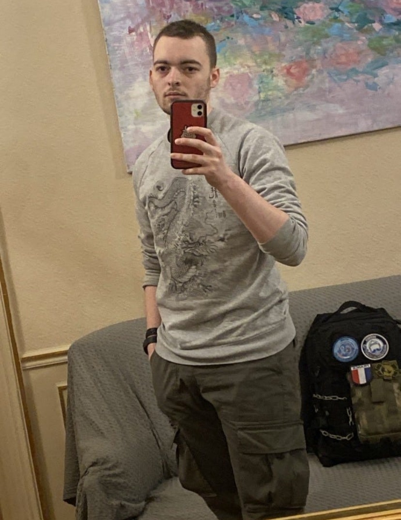 Profil de Aylan, 22 ans, Drague gay à Kleinwangen