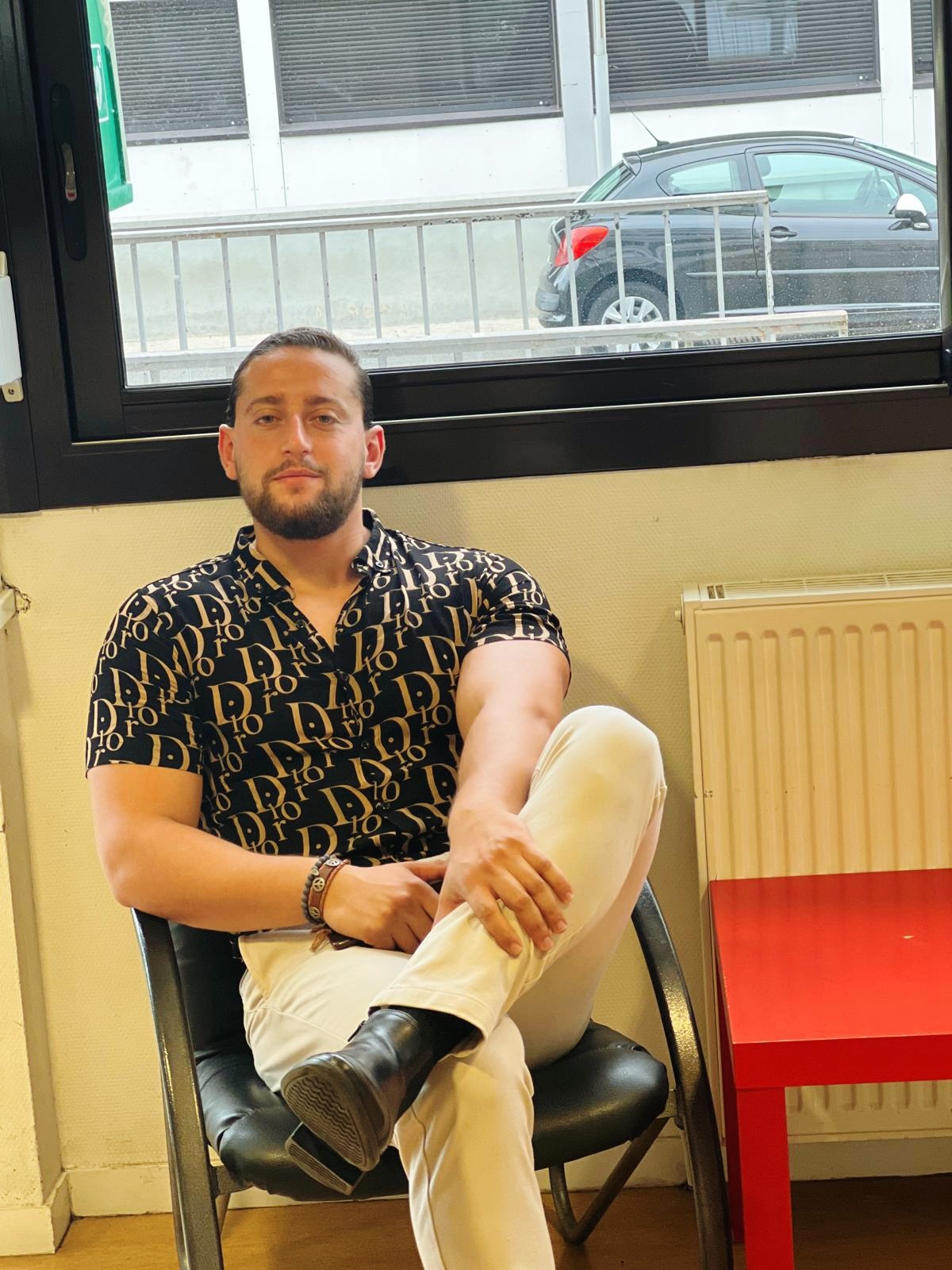 Profil de Sundy, 27 ans, Drague gay à Versoix