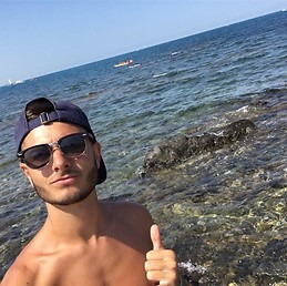 Profil de Iram, 22 ans, Drague gay à Dully