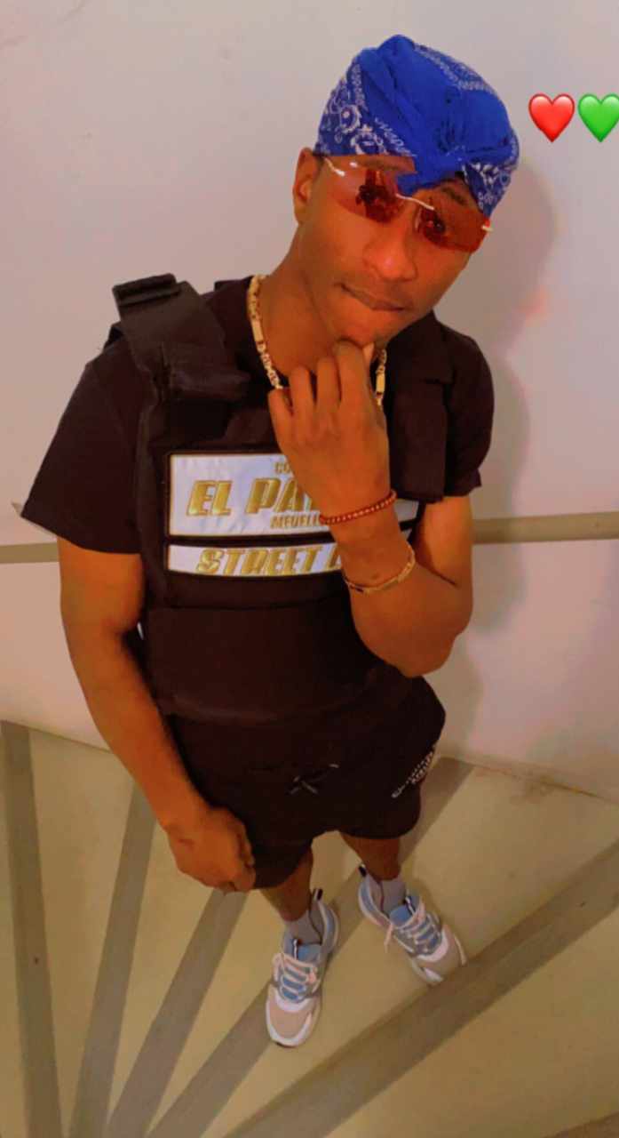 Profil de Jaheim, 21 ans, Drague gay à Gampelen