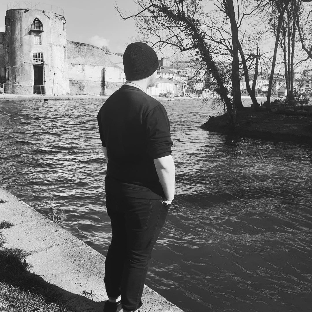 Profil de Anthonio, 24 ans, Drague gay à Herbligen