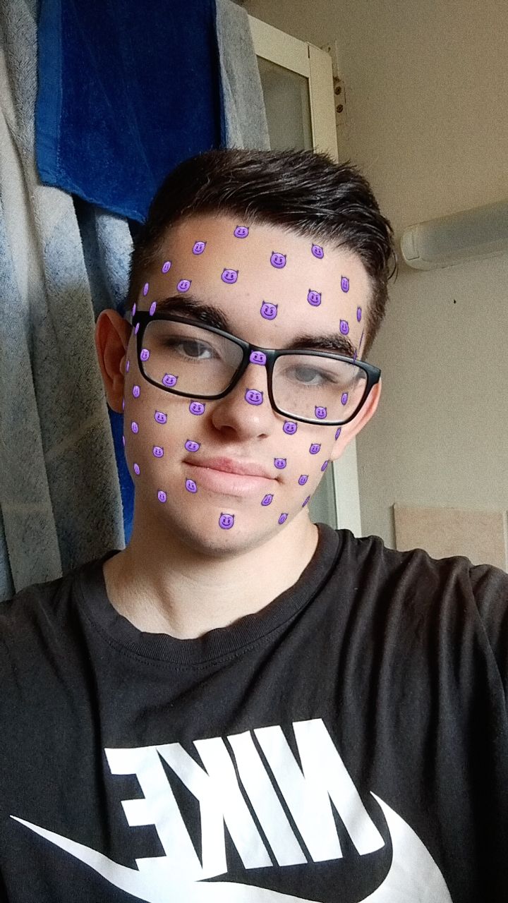 Profil de Nicodeme, 24 ans, Drague gay à Loc