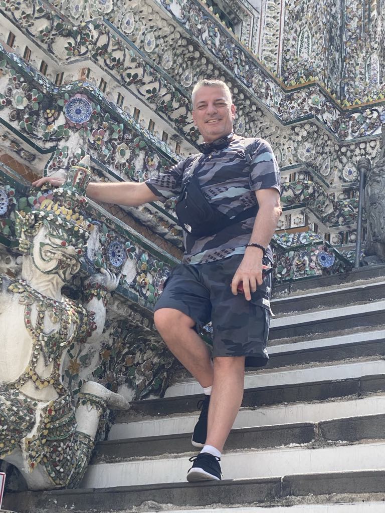 Profil de Athanael, 55 ans, Drague gay à Begnins