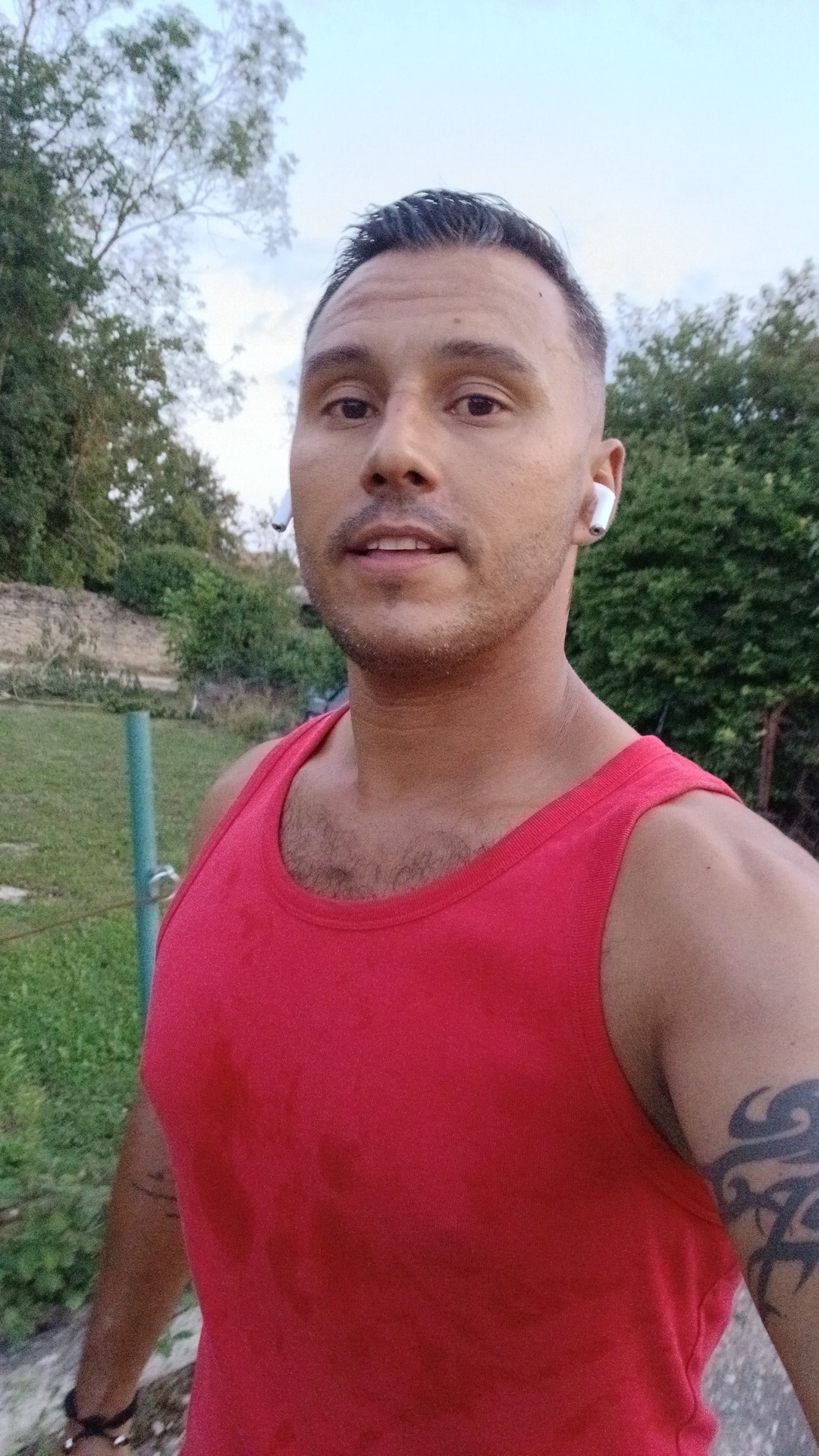 Profil de Yannis, 37 ans, Drague gay à Lutry