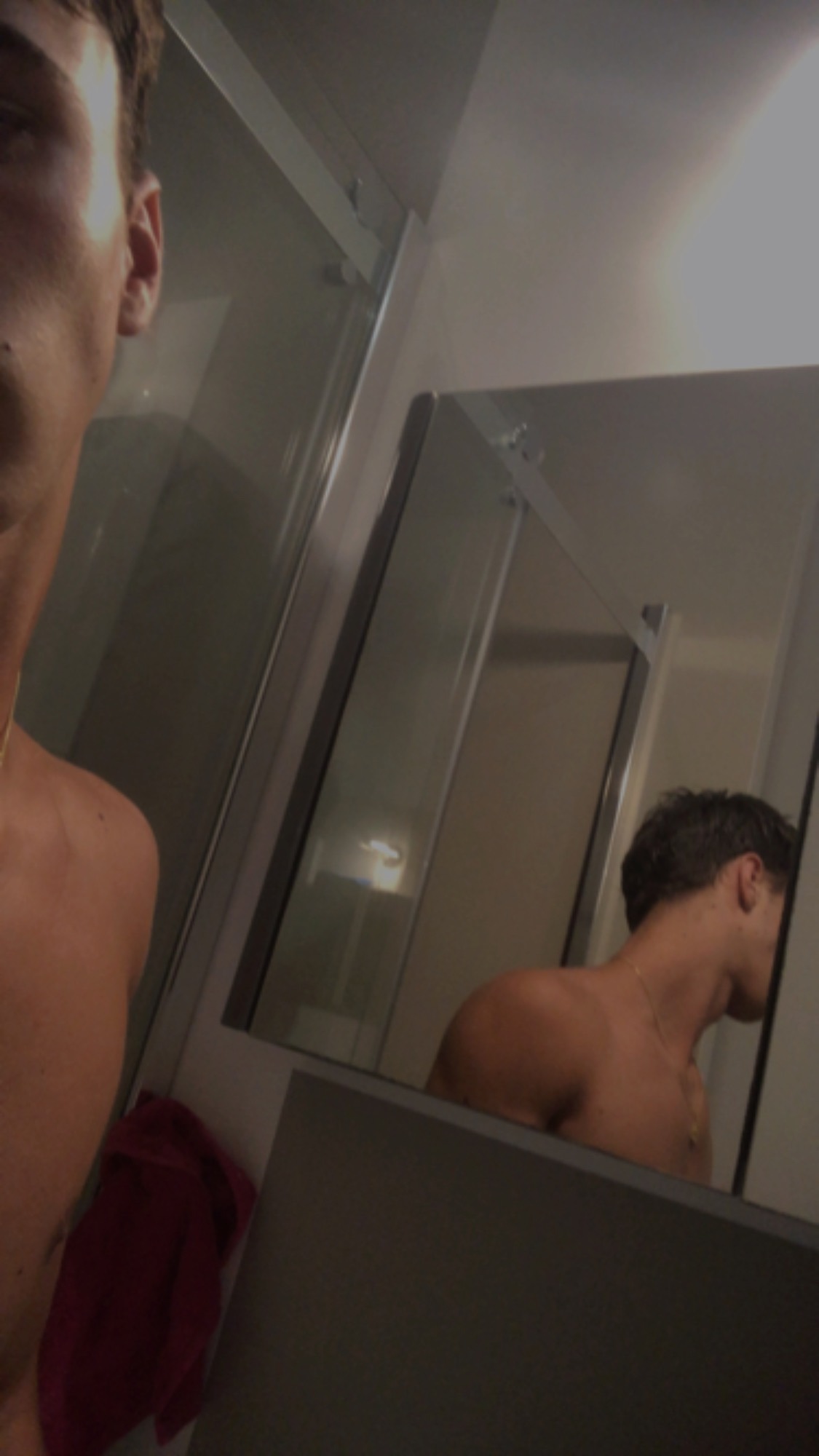 Profil de Theotim, 19 ans, Drague gay à Plons