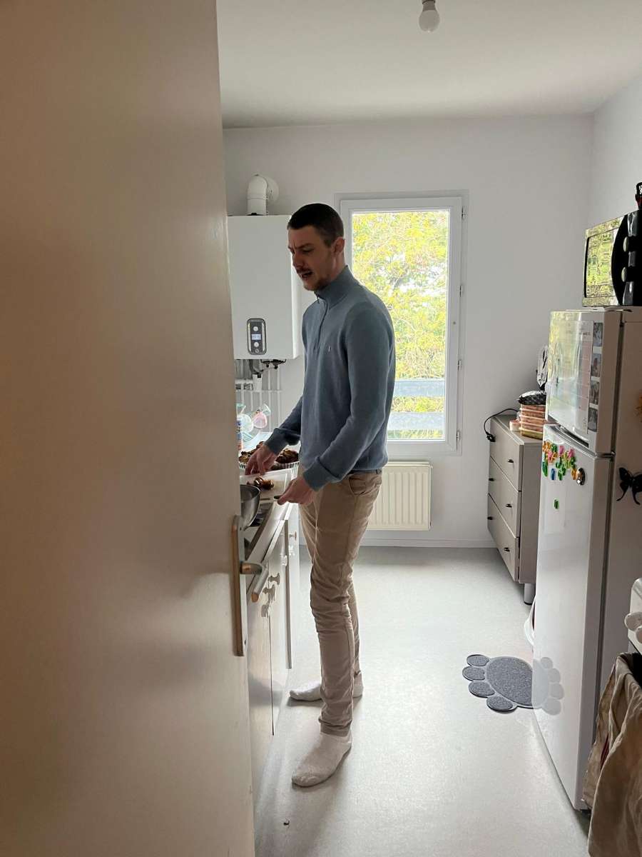 Profil de Odysseas, 34 ans, Drague gay à Kiental