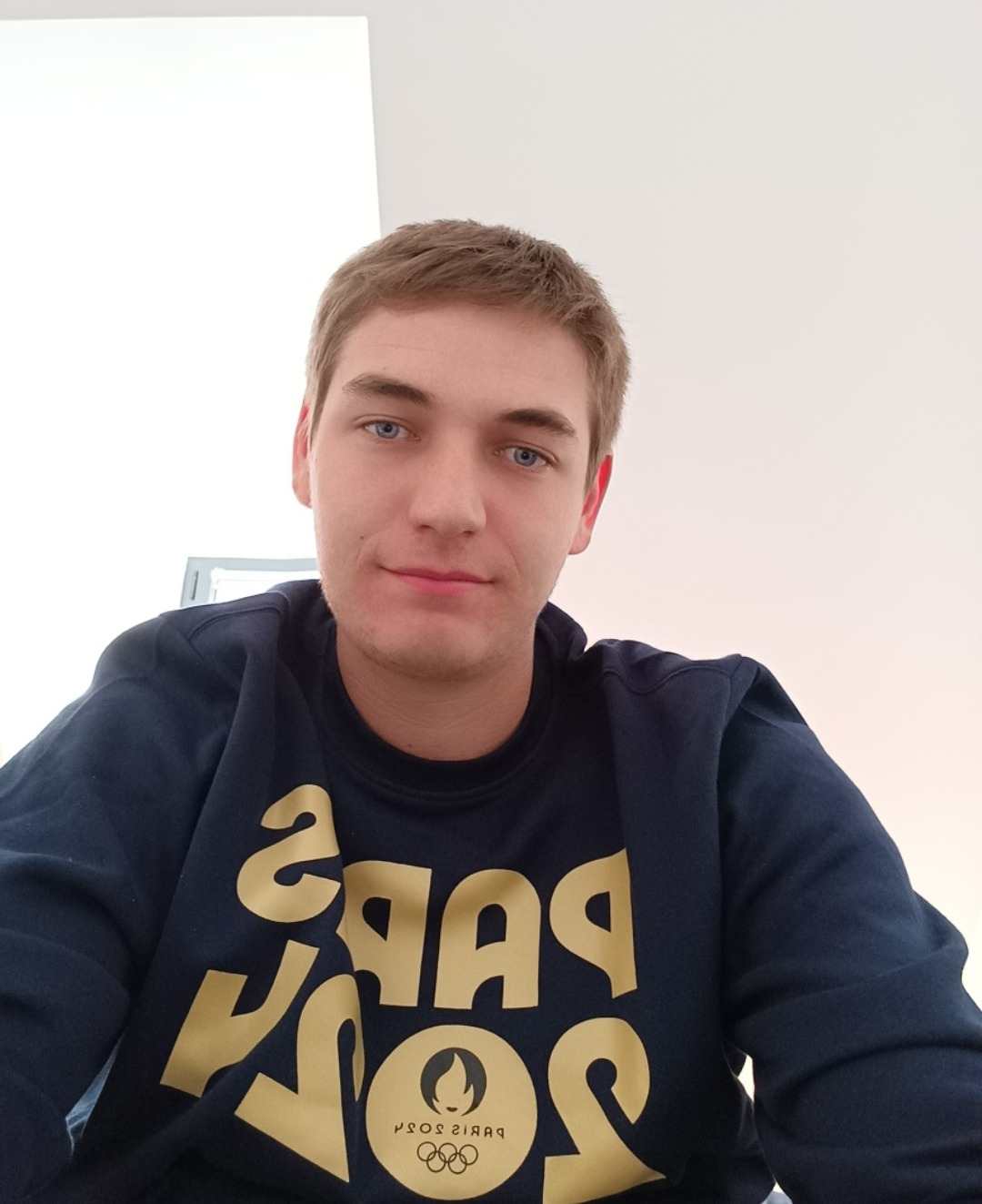 Profil de Sofiene, 22 ans, Drague gay à Masein