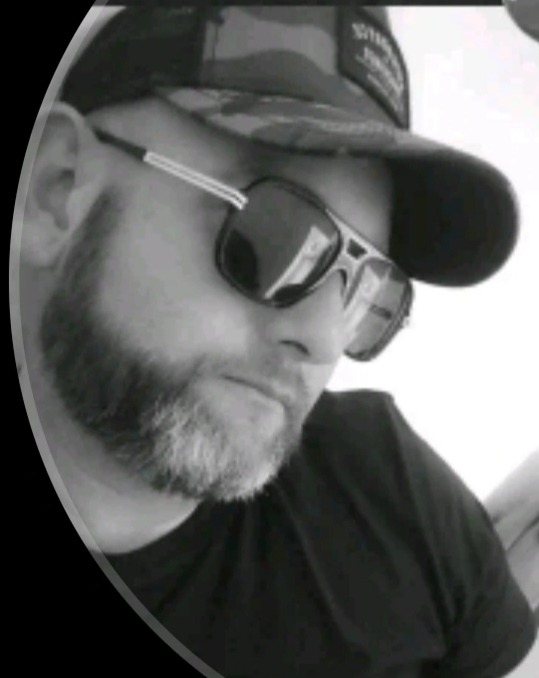 Profil de Alexander, 39 ans, Drague gay à Kleinwangen