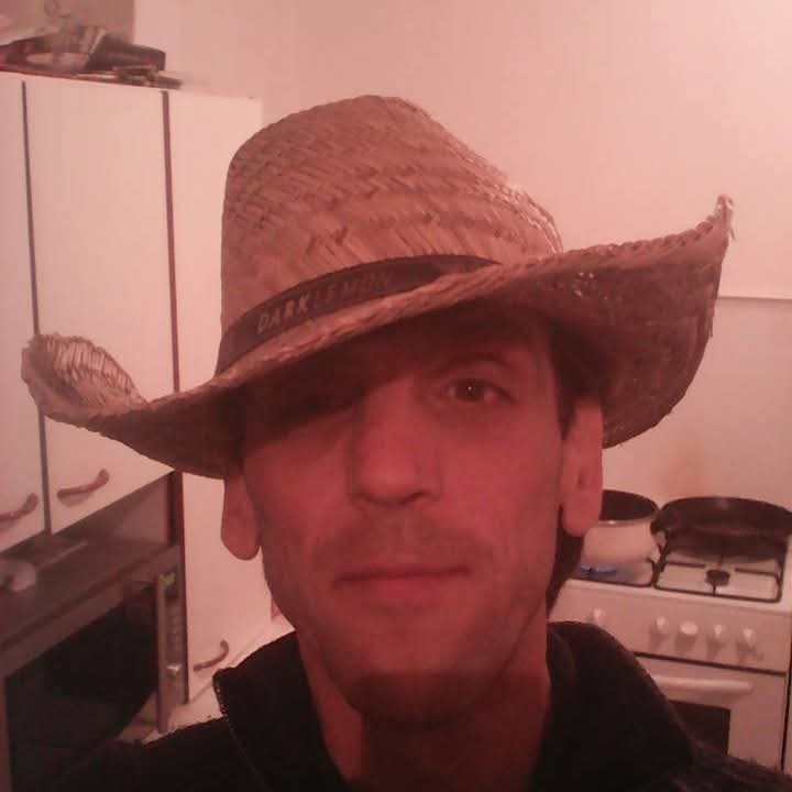 Profil de Djessy, 52 ans, Drague gay à Gstaad