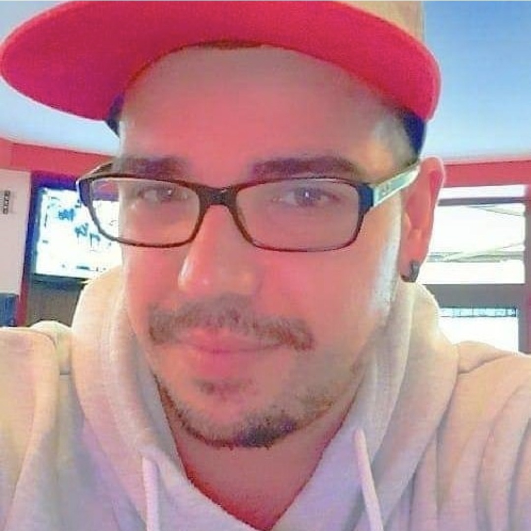 Profil de Cosme, 37 ans, Drague gay à Biberist