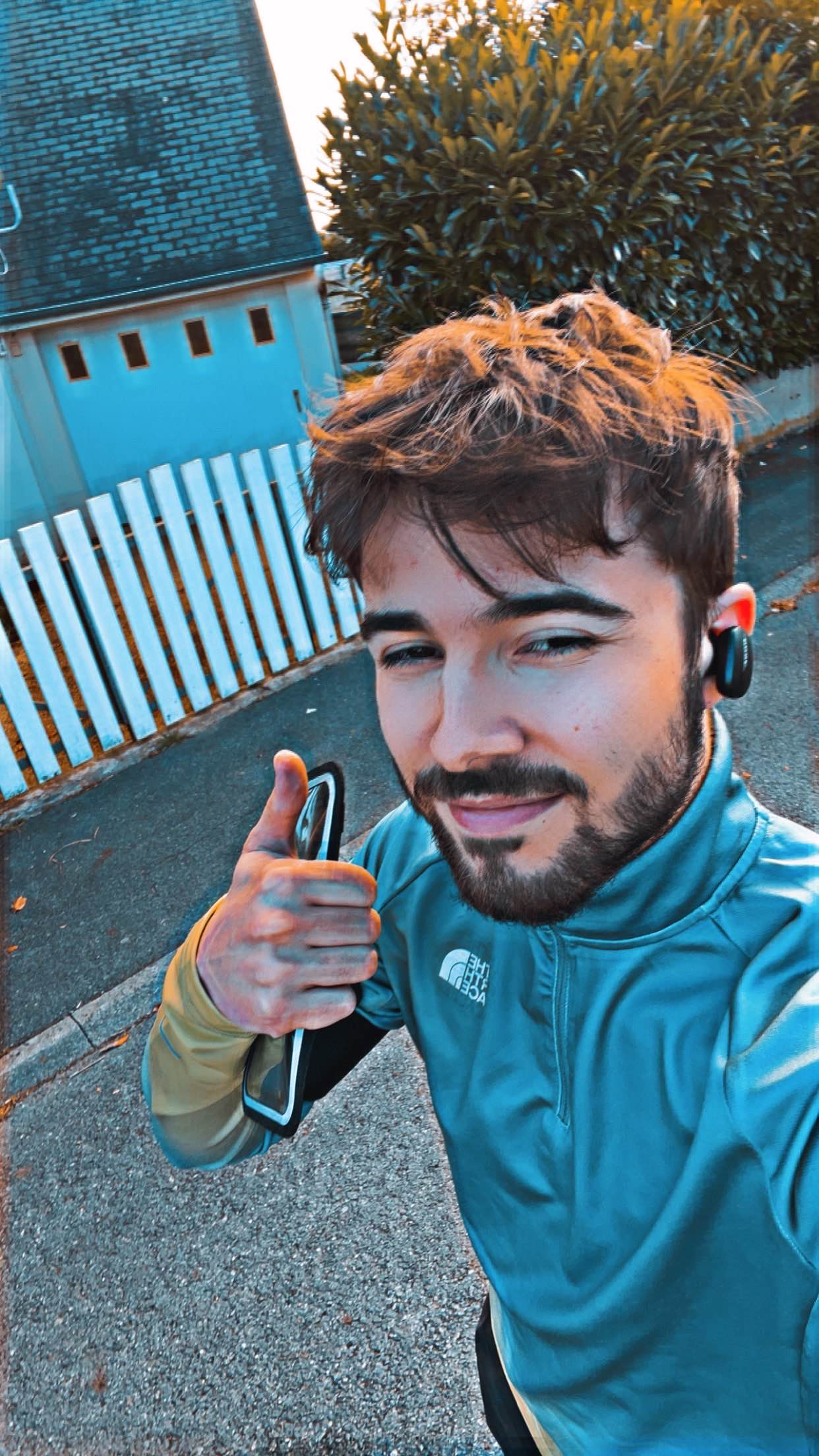 Profil de Okacha, 21 ans, Drague gay à Assens