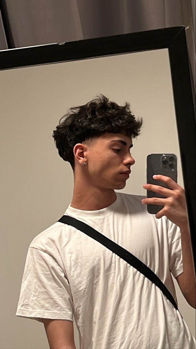 Profil de Mayrone, 19 ans, Drague gay à Laax GR