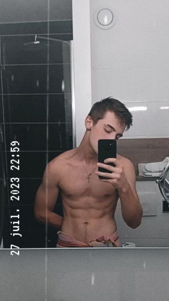 Profil de Sarkis, 20 ans, Drague gay à Hallau