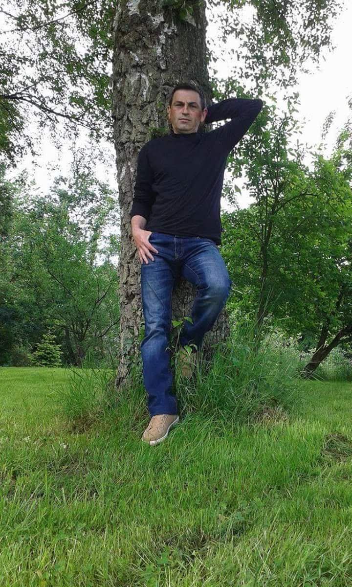 Profil de Stelian, 39 ans, Drague gay à Caux