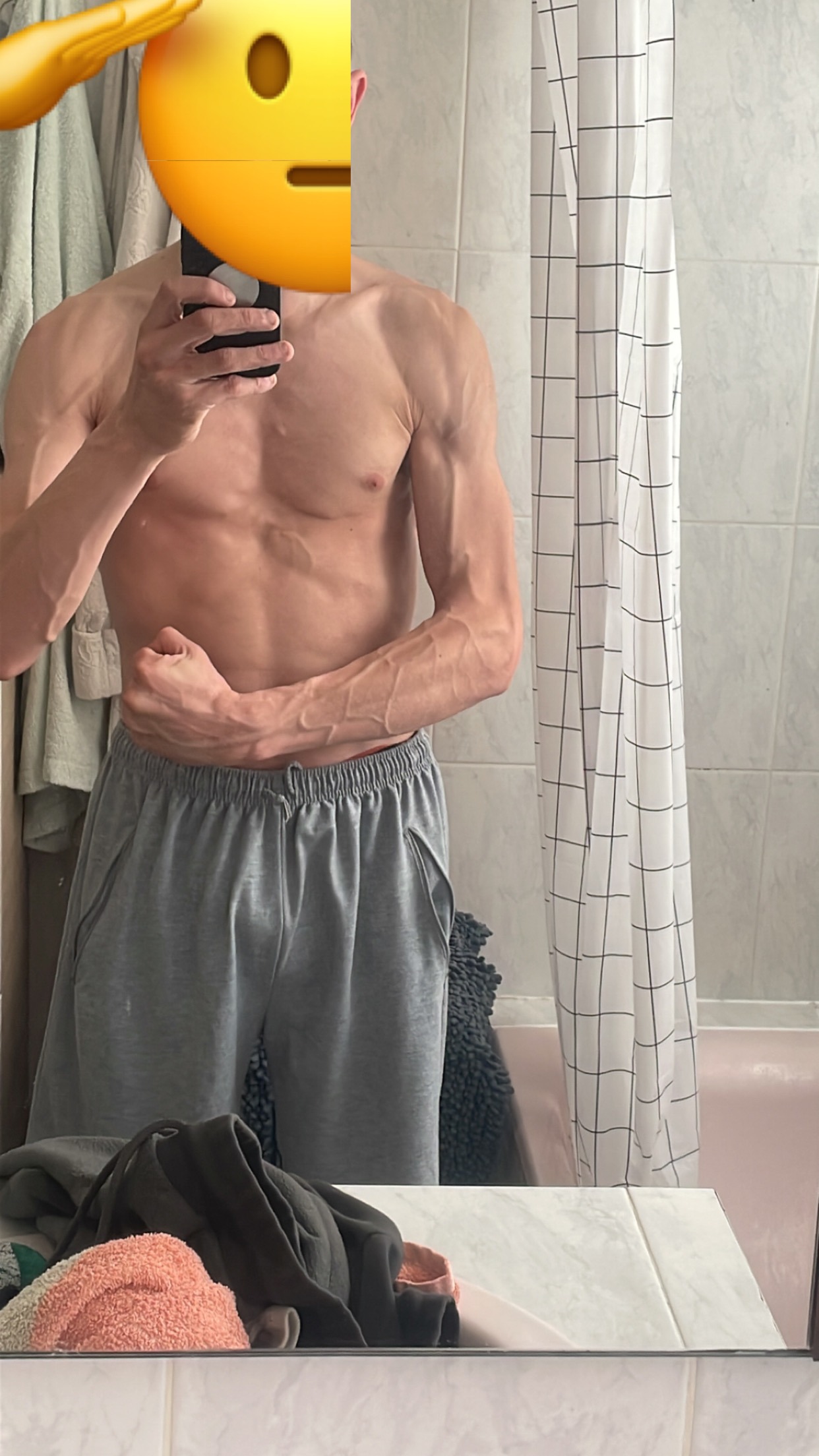Profil de Corantin, 27 ans, Drague gay à Schönried