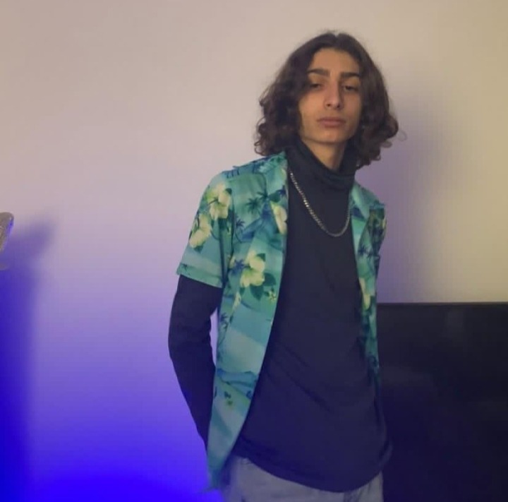 Profil de Pierre-jerome, 22 ans, Drague gay à Triengen