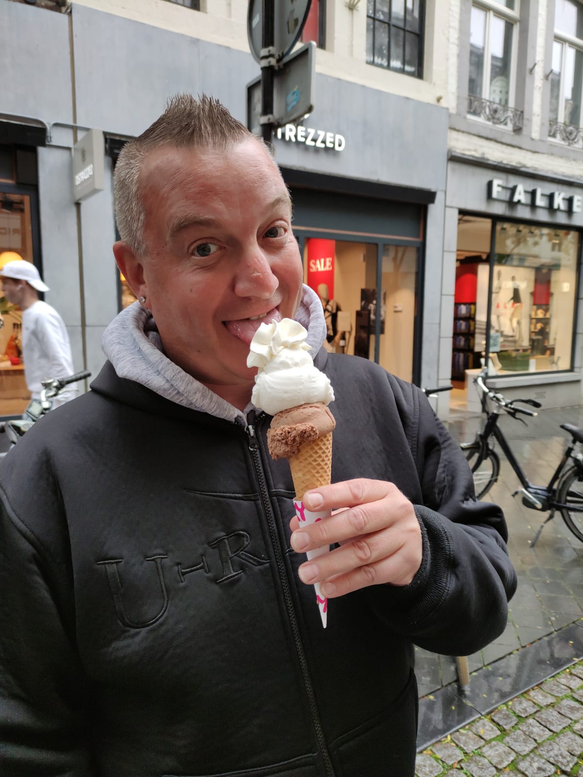Profil de Leonis, 49 ans, Drague gay à Le Châtelard VS