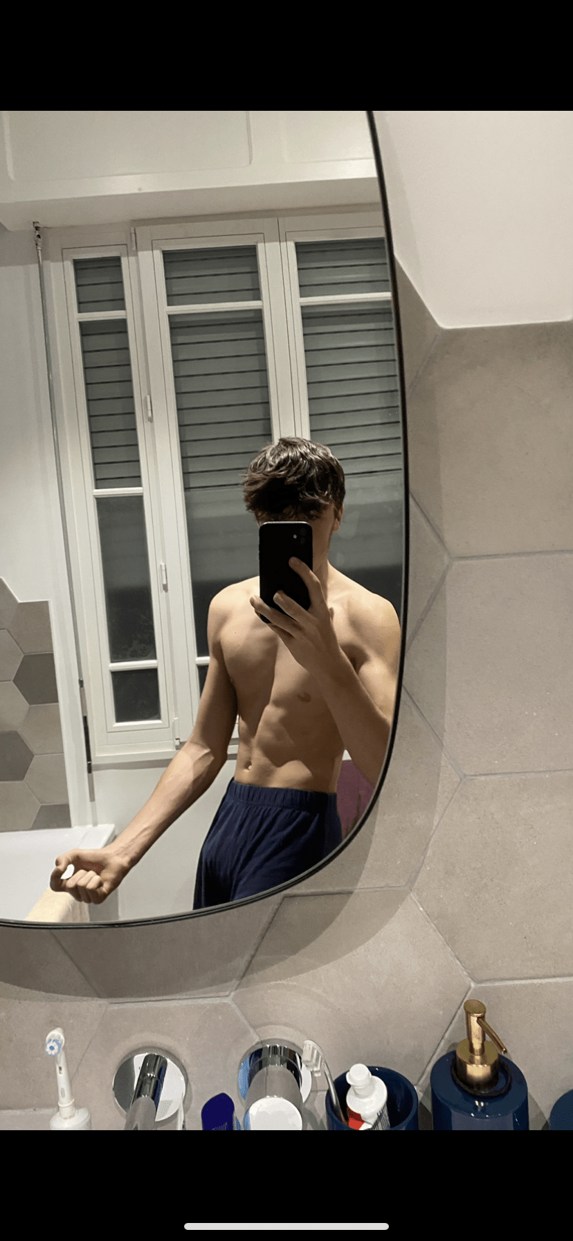 Profil de Gurvan, 20 ans, Drague gay à Reutigen