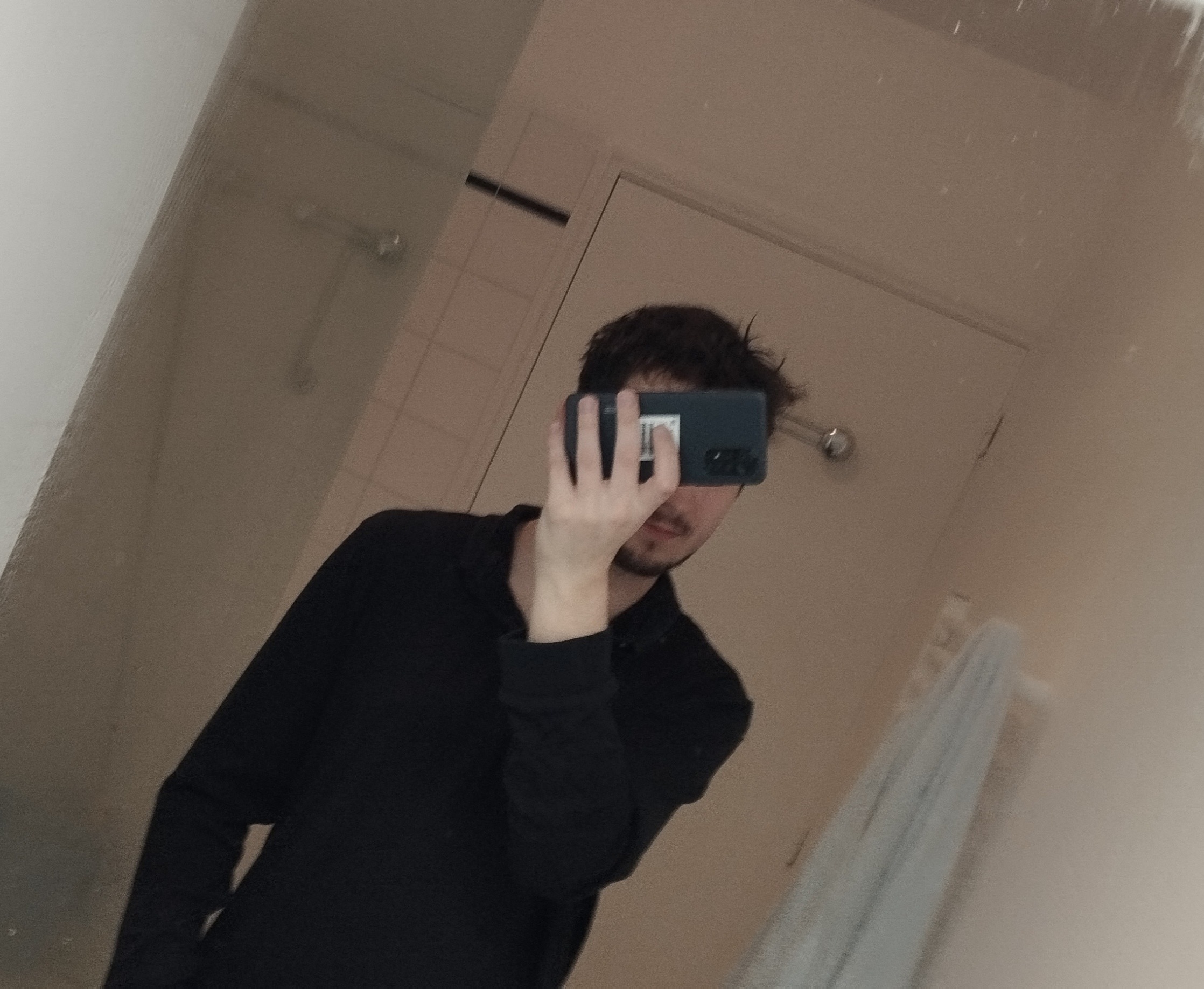 Profil de Nathan, 18 ans, Drague gay à Mirchel