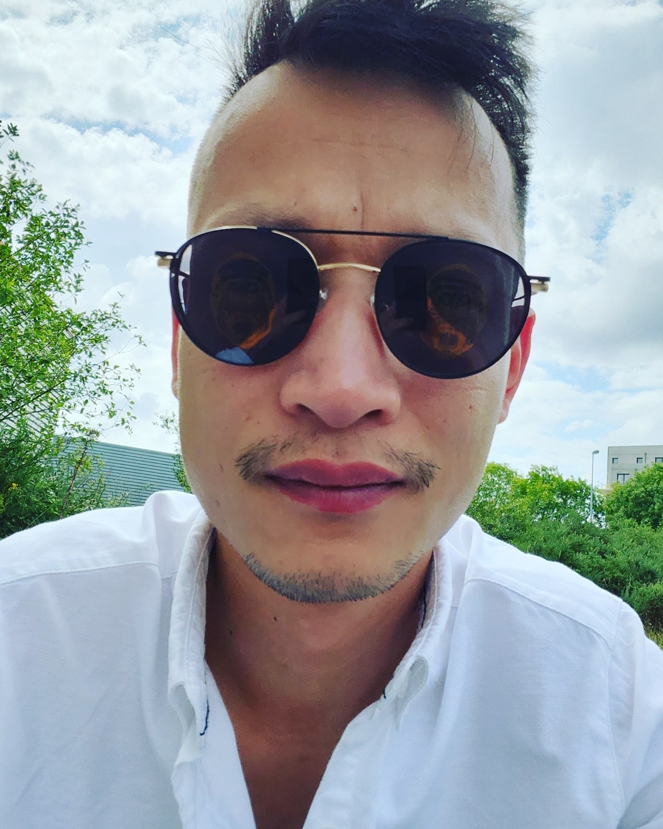 Profil de Floyd, 36 ans, Drague gay à Dully